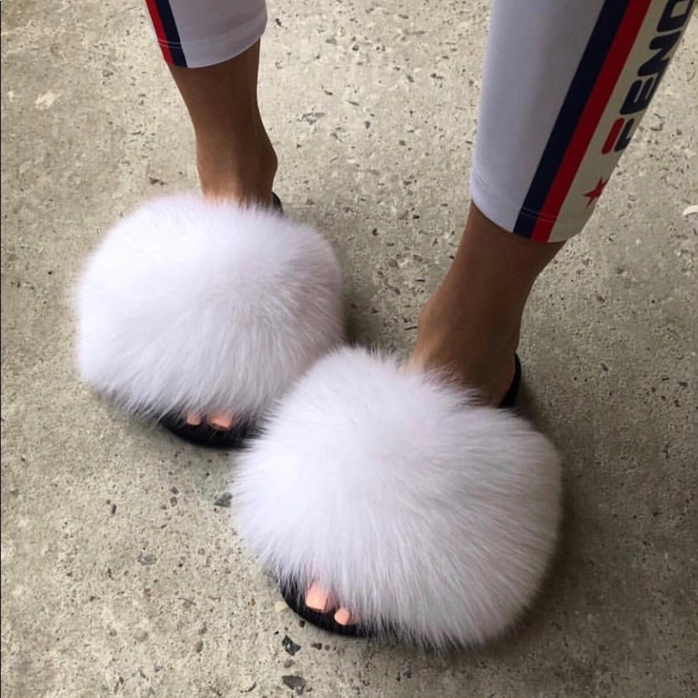Fur Slides - Picture 3 of 7